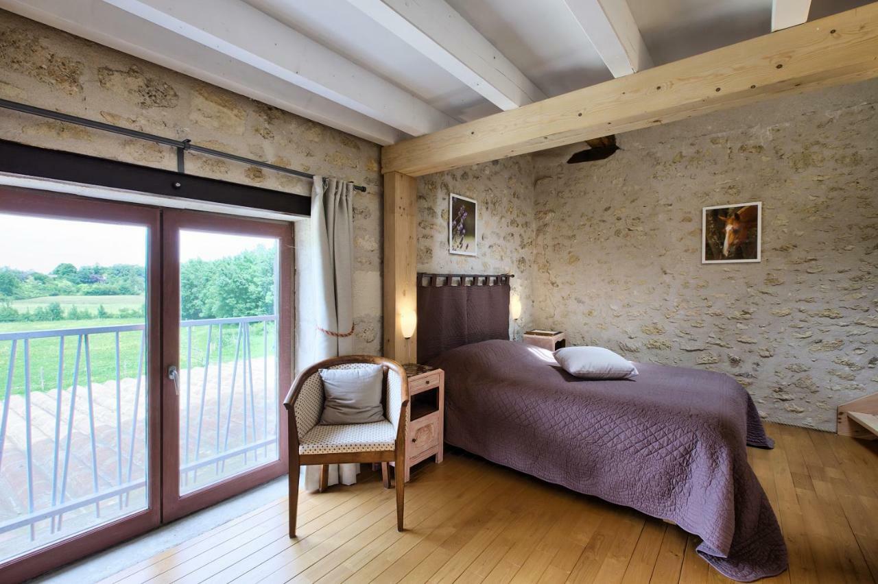 La Grange D'Oustaud Bed & Breakfast Vérac Exterior foto